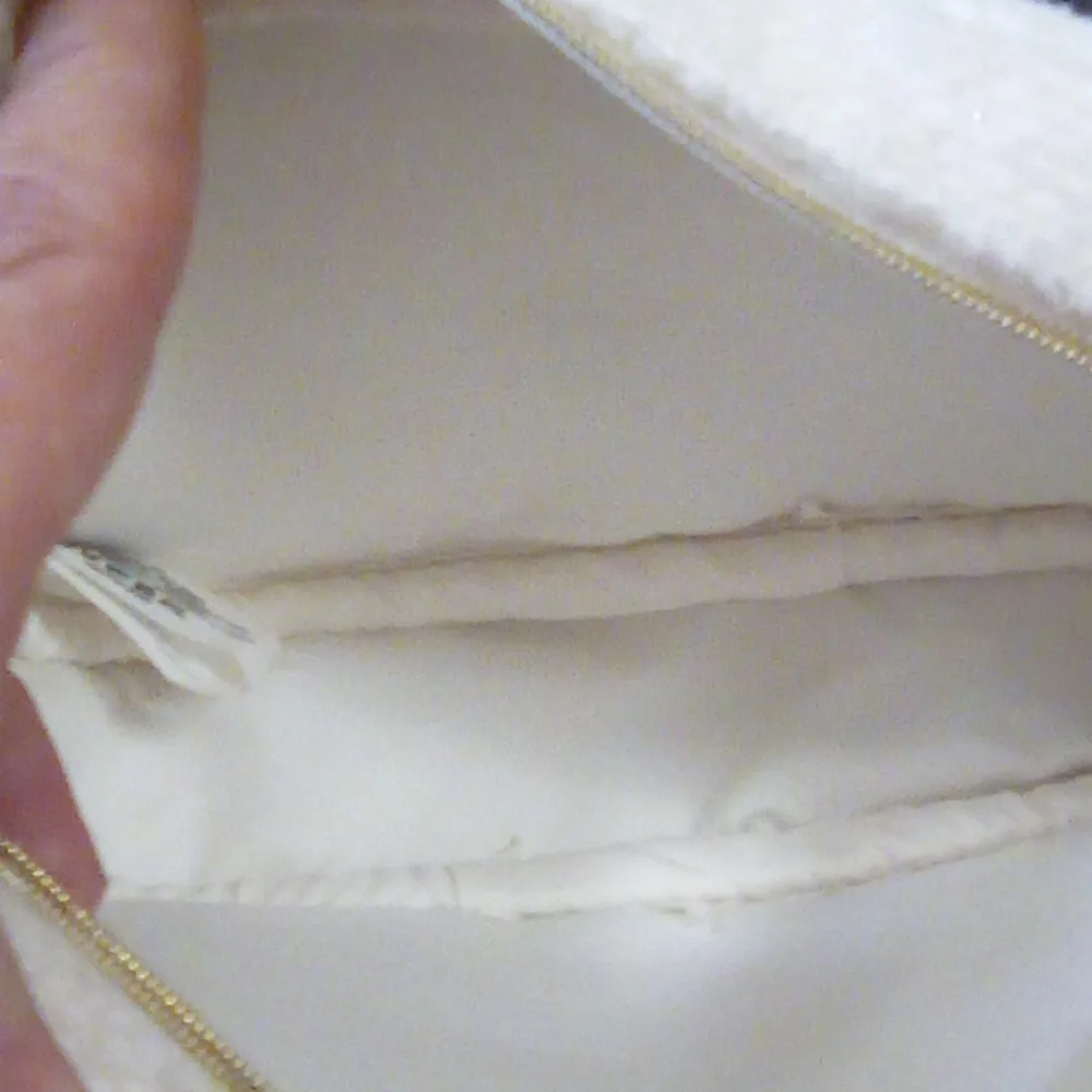Chanel  Cosmetic Bag With Snowflake Charm New Bonus Random Beauty Items